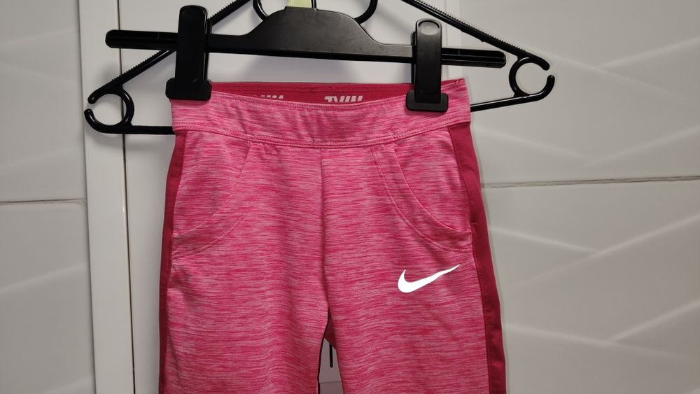 Spodnie Nike r. 3-4 lata dresy różowe
