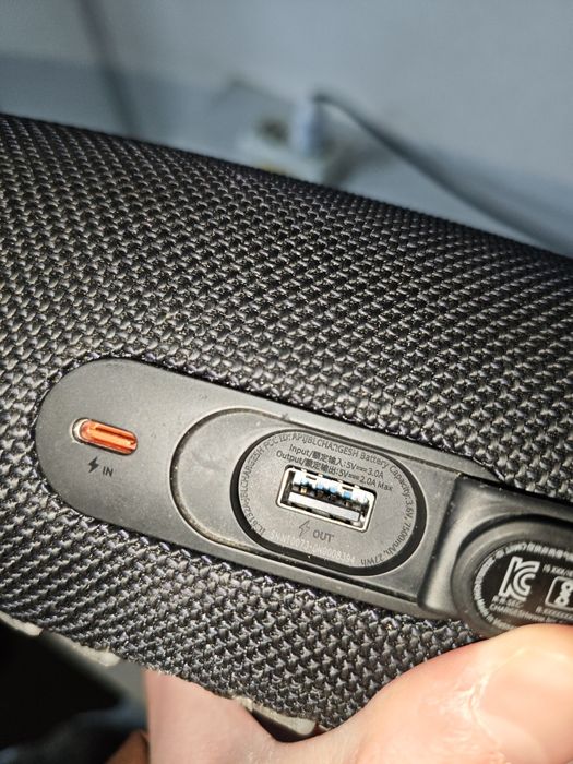 Колонка JBL Charge 5