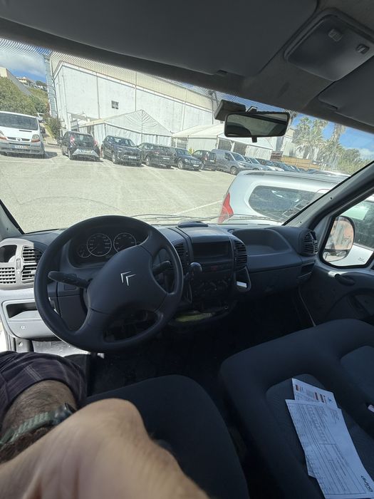 Carrinha Roulote Equipada com 27,800km