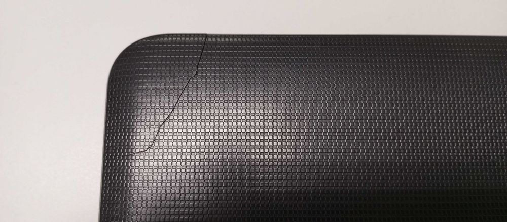 Portátil Toshiba Satellite Pro C850-1LC - A funcionar