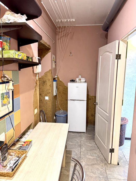 Продам приміщення салон краси, центр міста, 95 квартал, 78 м.кв