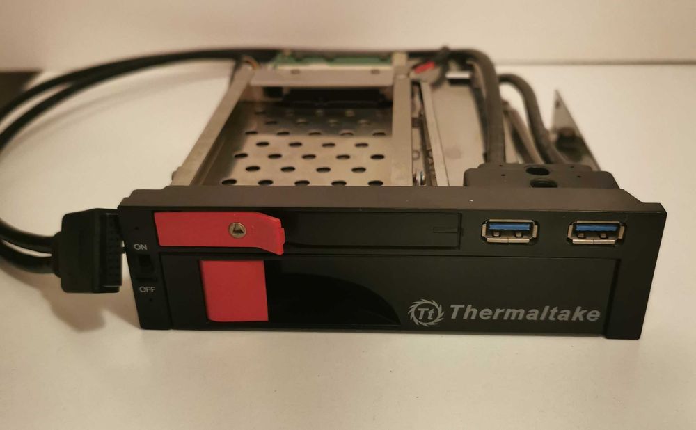 Adapter Thermaltake ST0026Z