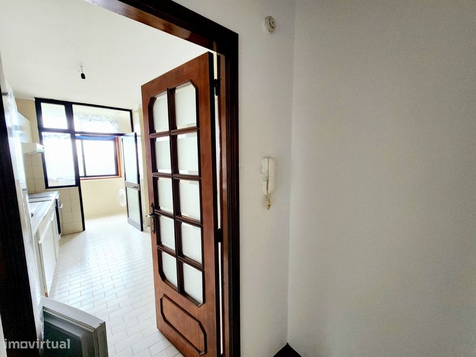 Apartamento T2 em Vilar do Paraíso