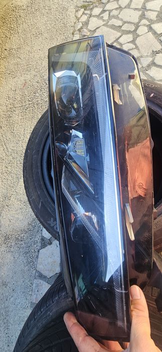 Farol esquerdo Skoda Octavia Break de 2020 a 0 | 5E4941015A 992941572CD