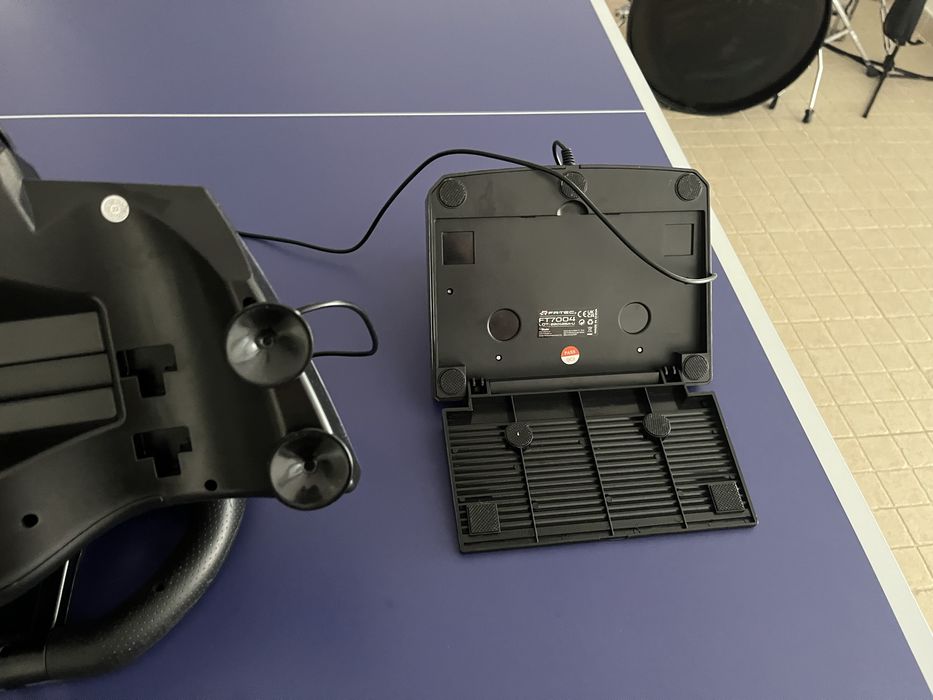 Volante com pedais para ps4 e pc