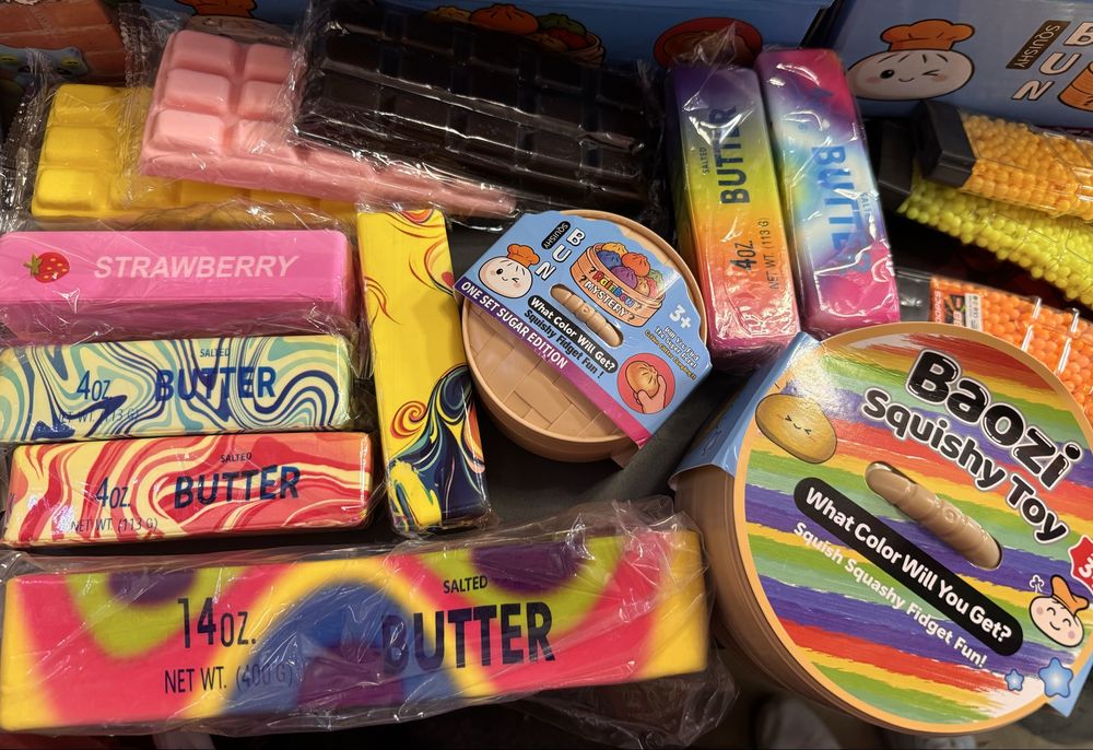 Масло антисрес Butter, сквіш хінкалі, сквіш пельмень, стіч, щенячий патруль спрункі хагі вагі фуглер Губка Боб міньйон, Вакуку, Лабубу, Фуглер рожевий