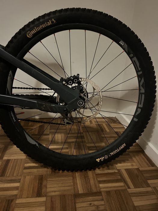Bicicleta Downhill