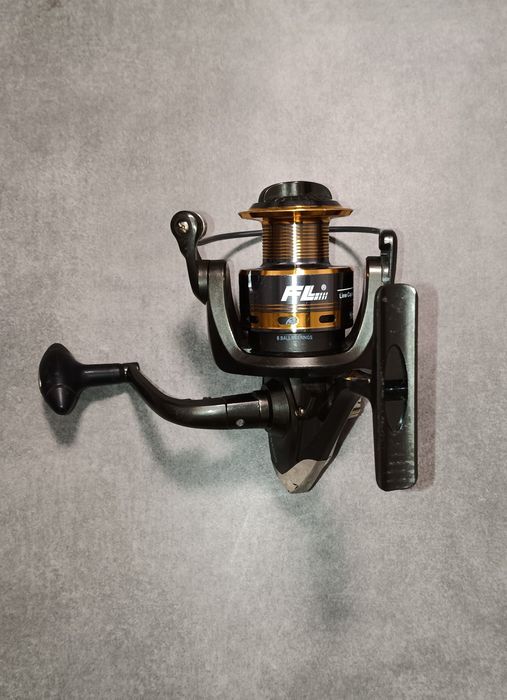 Sprzedam dwa kołowrotki wędkarskie