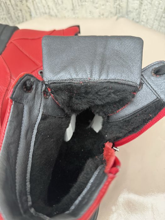 Чоботи жіночі шкіряні нові