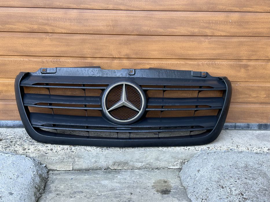 Решітка Радіатора Mercedes Sprinter w907 w910