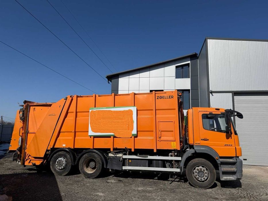 Сміттєвоз (Мусоровоз) Mercedes Benz