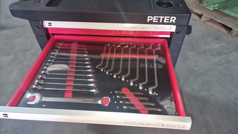 Carro com 7 gavetas 4 com ferramentas incluídas Peter