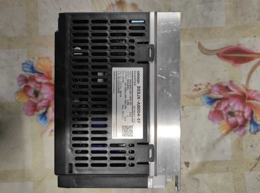 Falownik Omron JX