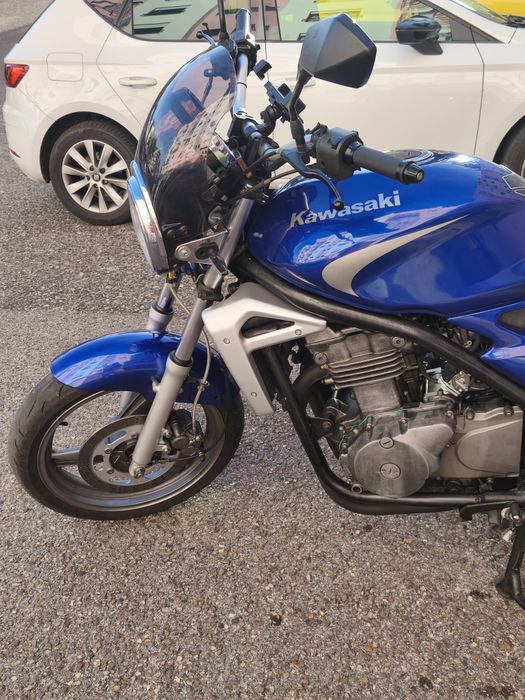 Kawasaki ER500 de 1999