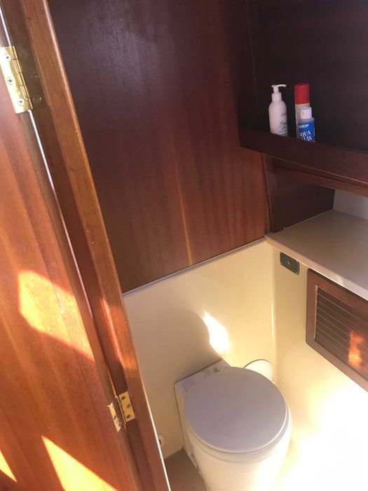 Wyjątkowy Houseboat w Klasycznym Stylu – 100 mth!