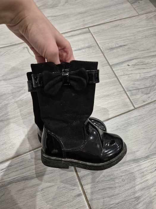 Botki zimowe dla dziewczynki r.22