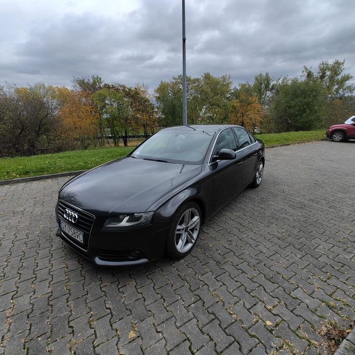 Audi A4 Limousine Audi A4 B8 2.0 TDI