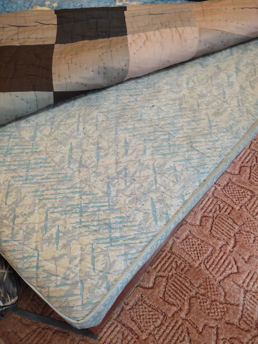 Продам двох спальне ліжко