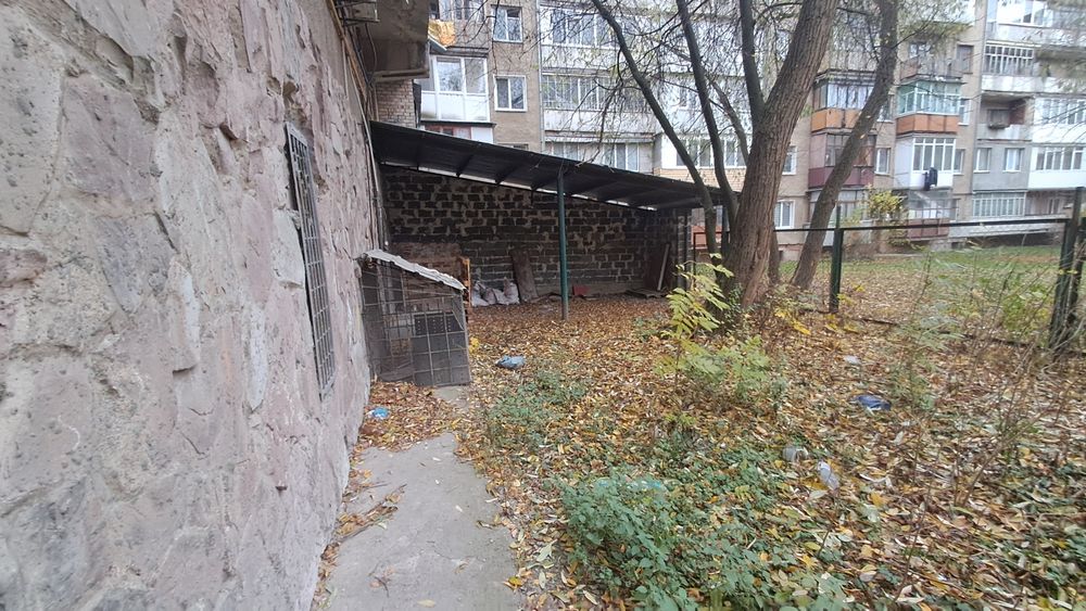 Продаж комерційного приміщення в м-н БАМ _ VV