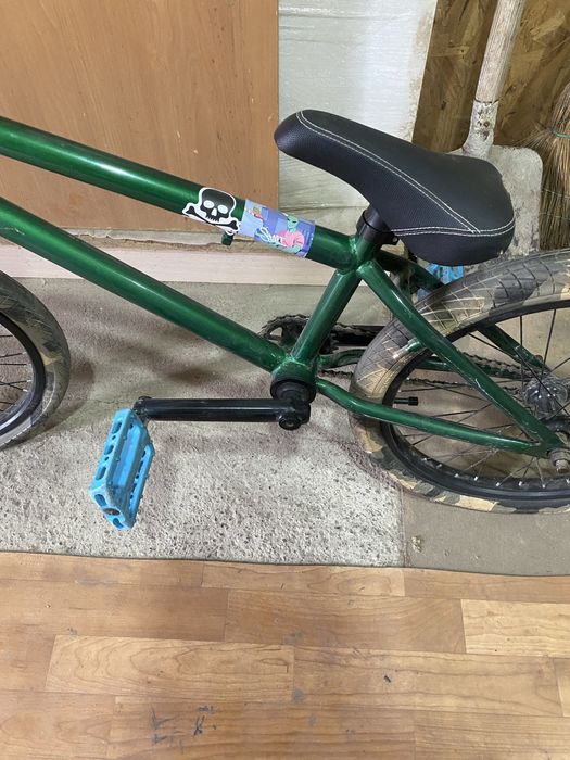 Продам BMX(комплит Stolen (столен) )