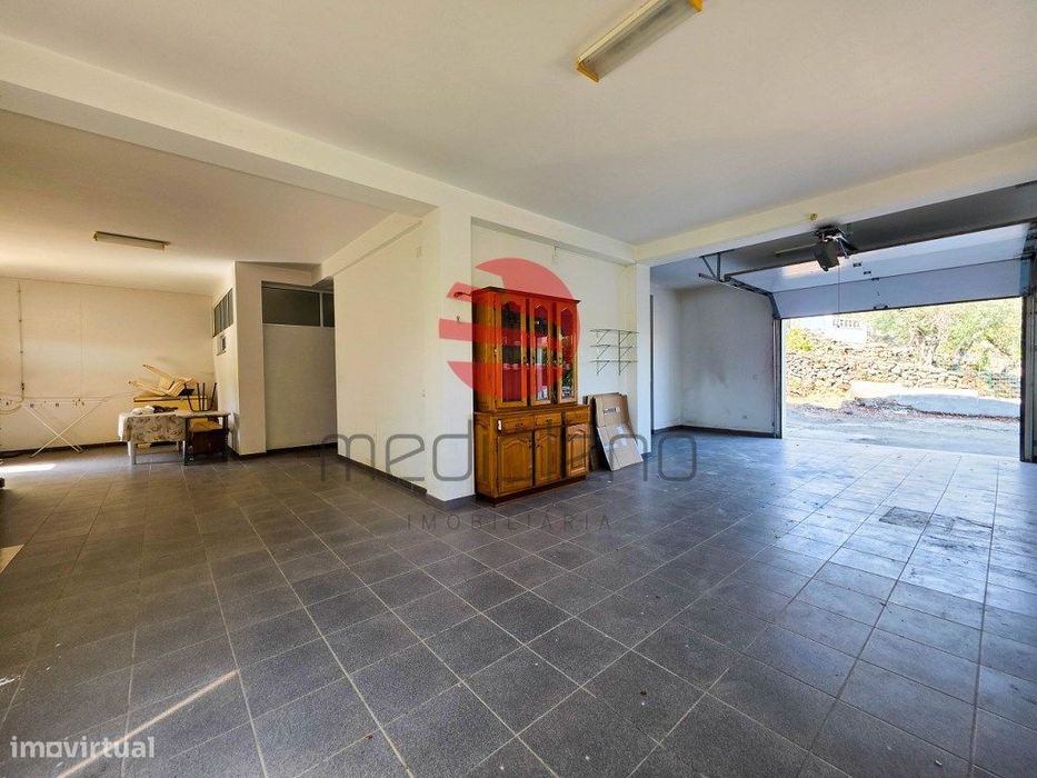 Moradia T4 C/ Garagem