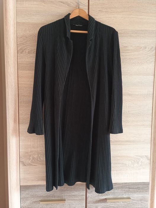 Czarny długi kardigan damski prążkowany L 40