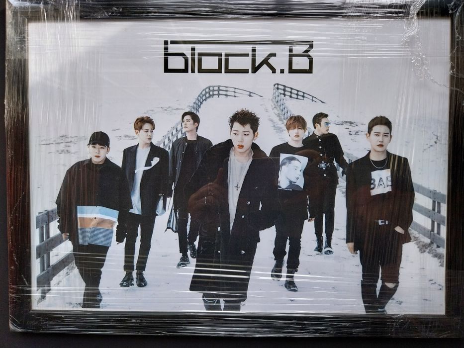 Posters Kpop em bom estado NEGOCIÁVEL