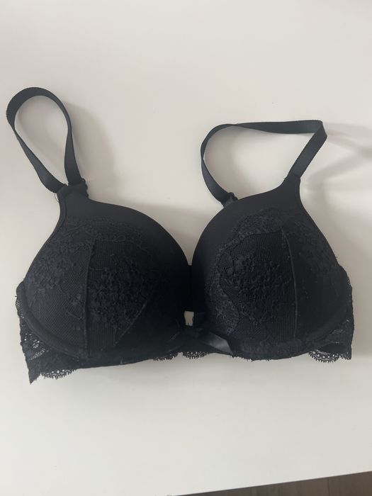 Stanik pushup czarny koronkowy 65D