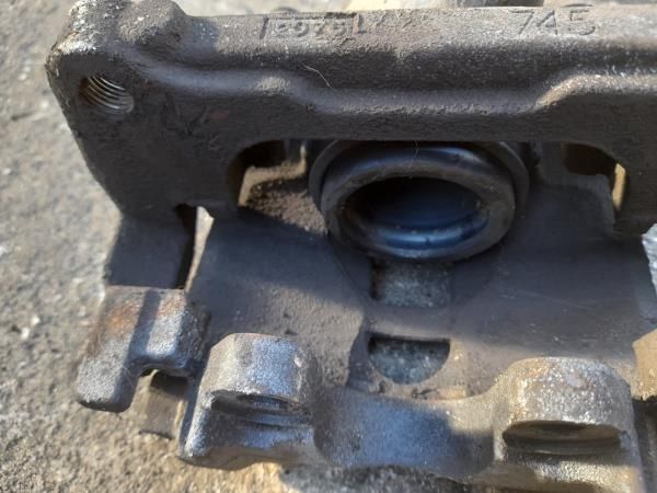 Pinça travão / maxila de travão frente esquerda ALFA ROMEO 159 (939_)