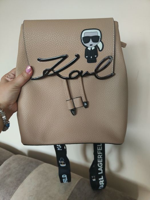 Plecak Karl kogo napis nowy