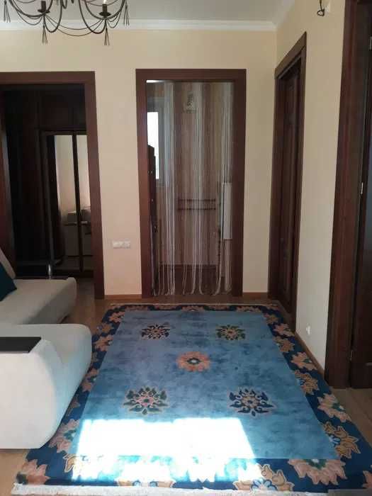 3к квартира ЦЕНТР Поділ Поштова площа Стелі 3.6м