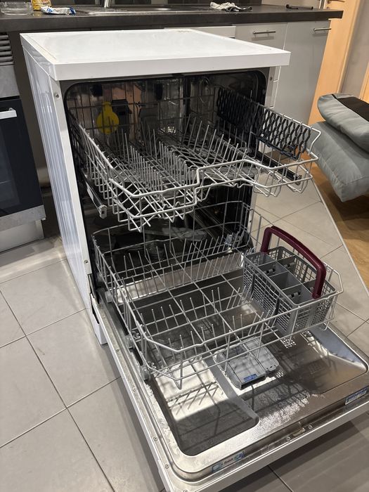 Maquina de loiça BEKO