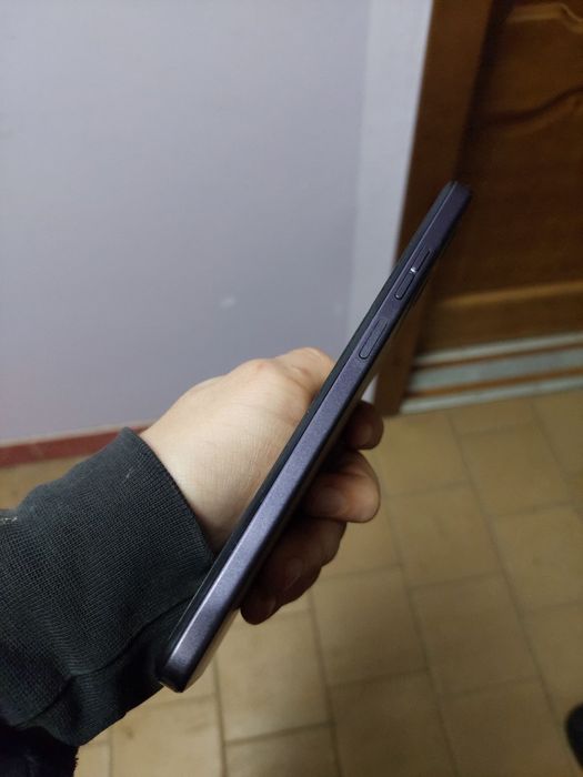 Продам телефон  Moto G04 у гарному стані.
Все працює ідеально, без про