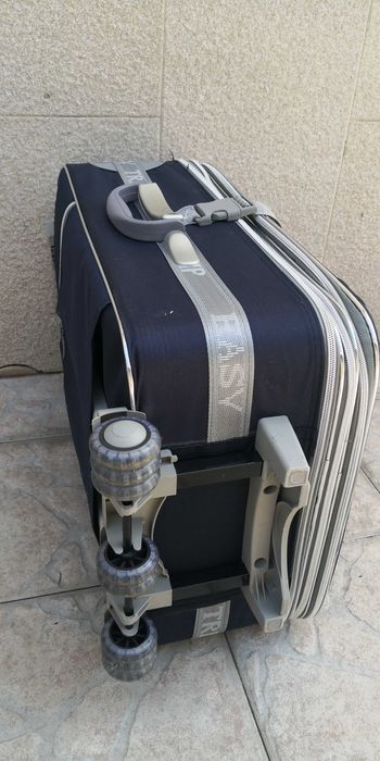 Mala viagem 66 x 42 x 21-28 cm