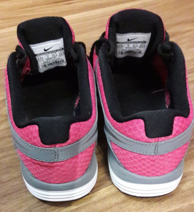 Buty różowe Nike