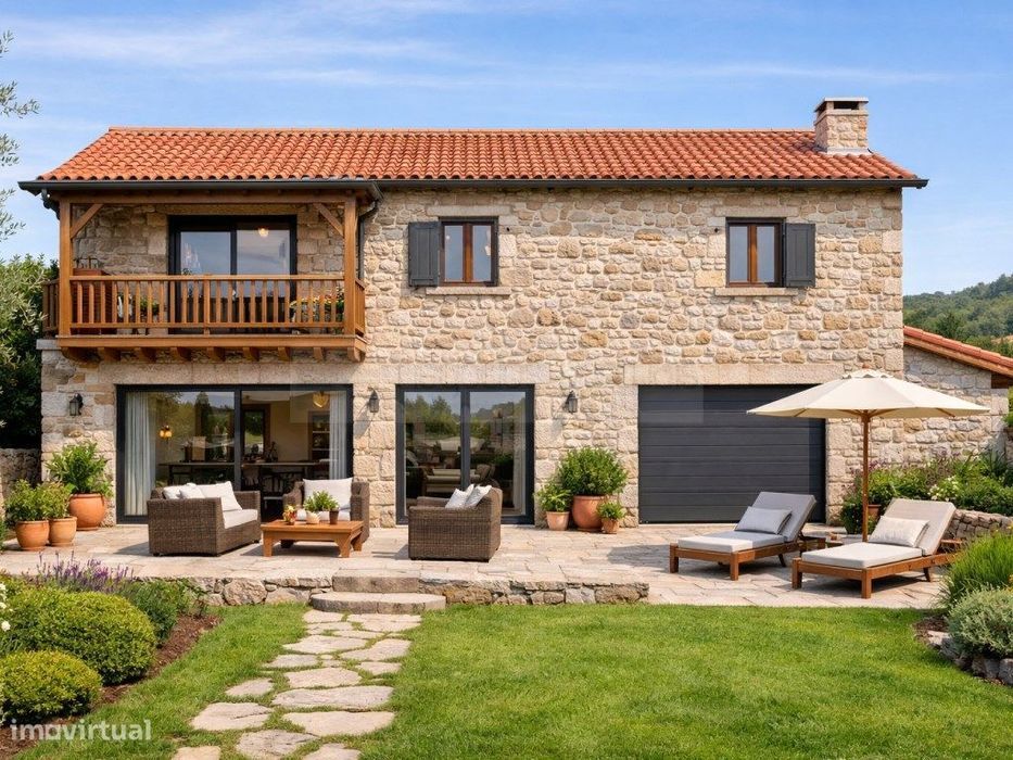 Casa Rústica de Pedra e Carvalho, em Quinta de 20.000m²