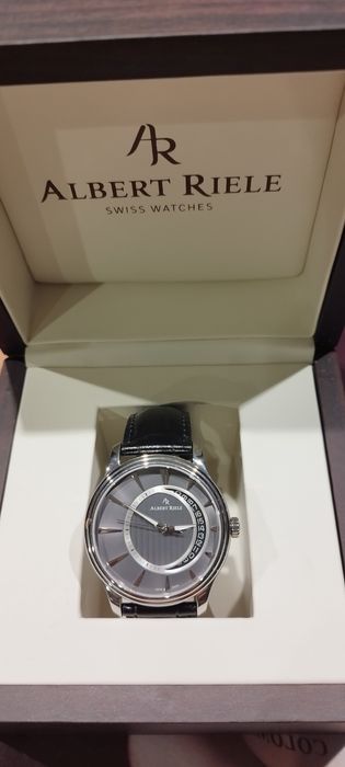 Zegarek męski Albert Riele.