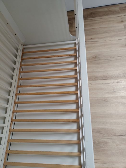 Łóżeczko dziecięce 120 x 60 z szufladą
