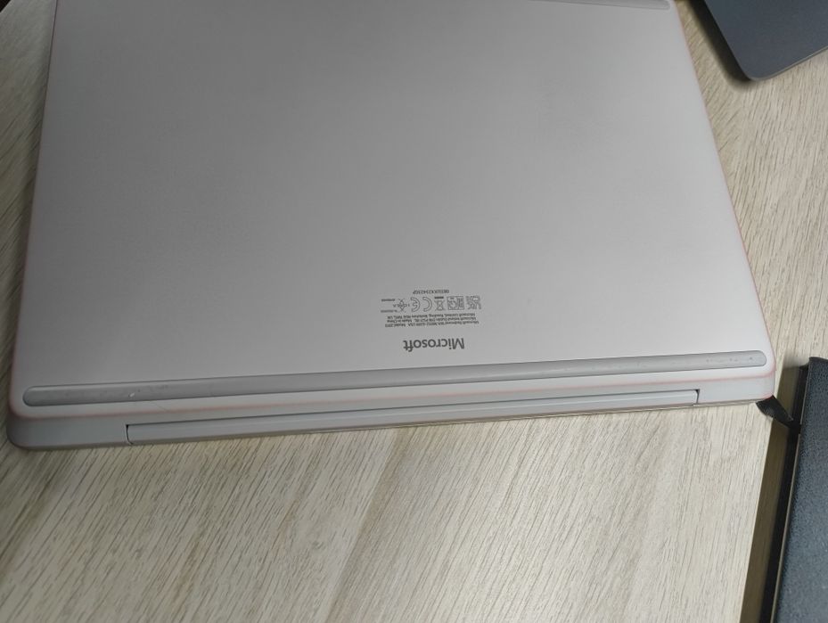 Portátil Surface laptop Go 3