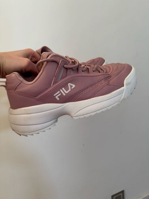 Buty różowe Fila