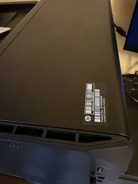 HP Z2 G9 Desktop i7 13700/32gb Ram/2x1TB Samsung/W11Pro