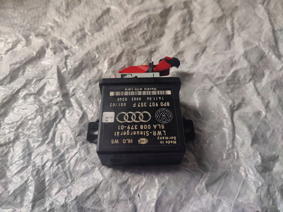 Moduł świateł (LCM) Audi A6 S6 C6 4F 8P0907357F