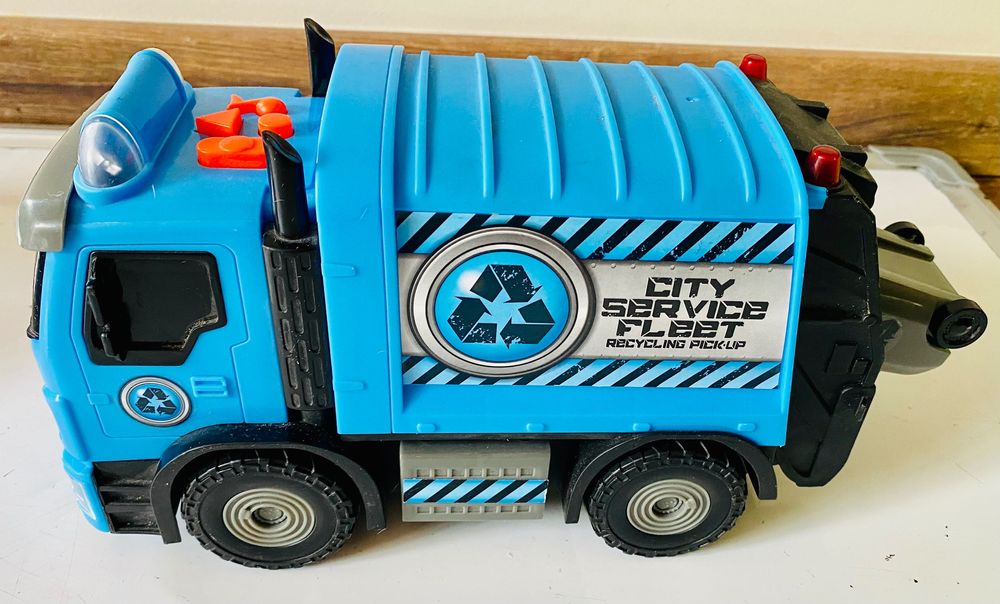 Samochód Śmieciarka ŚWIATŁO I DŹWIĘK  plus kubeł na śmieci