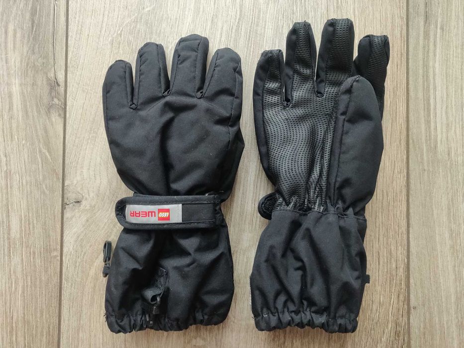 Лыжные перчатки Lego Wear waterproof  5-6 лет до 116 см..