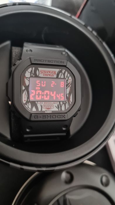 CASIO G-SHOCK x Stranger Things
DW-5600STT-1ER | NOWY | Limitowana
edy