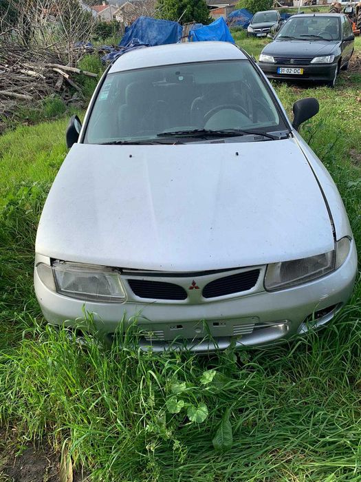 MITSUBISHI Carisma para peças