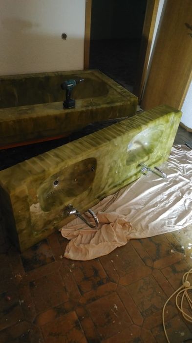 Sprzedam wanne + podwójna umywalka + lustro