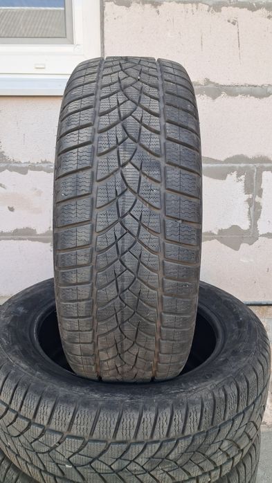 Goodyear UltraGrip Performance Gen-1 235/55 R18 104H — 7 мм