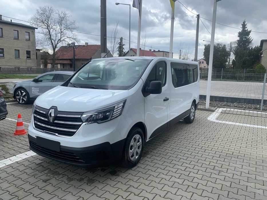 Wynajem Wypożyczalnia Busów Busa 9-os Renault Trafic 24r