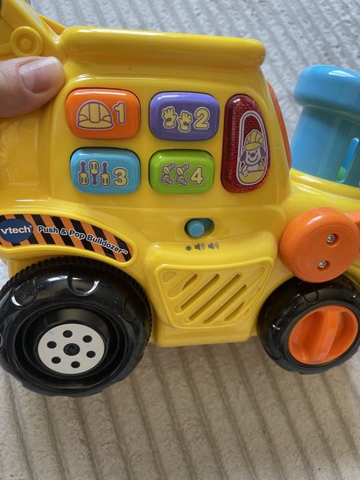 Каталка бульдозер Vtech Pop a Balls Push and Pop Bulldozer